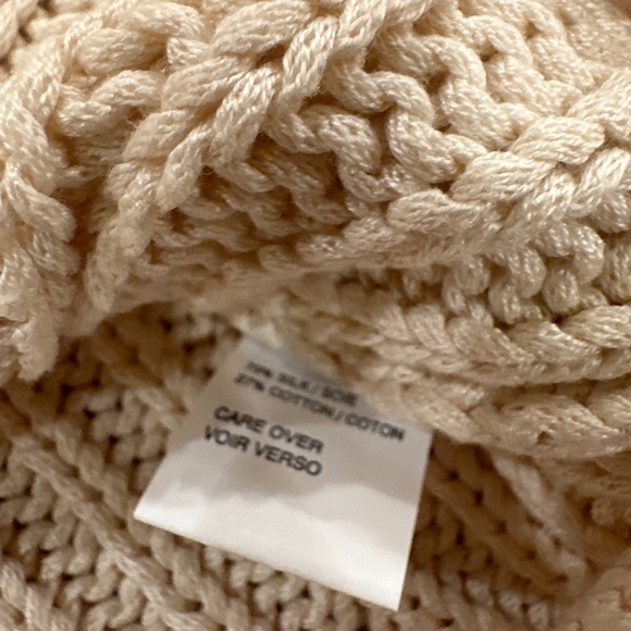 NWT🩷ANNE KLEIN CHALK V-NECK SWEATER WITH TIE SIZE SMALL - Picture 6 of 8